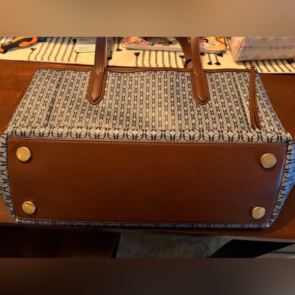 Fossil tote - Picture 4 of 4